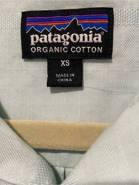 Patagonia Men's Light Mint Green Organic Cotton Button-Down Shirt